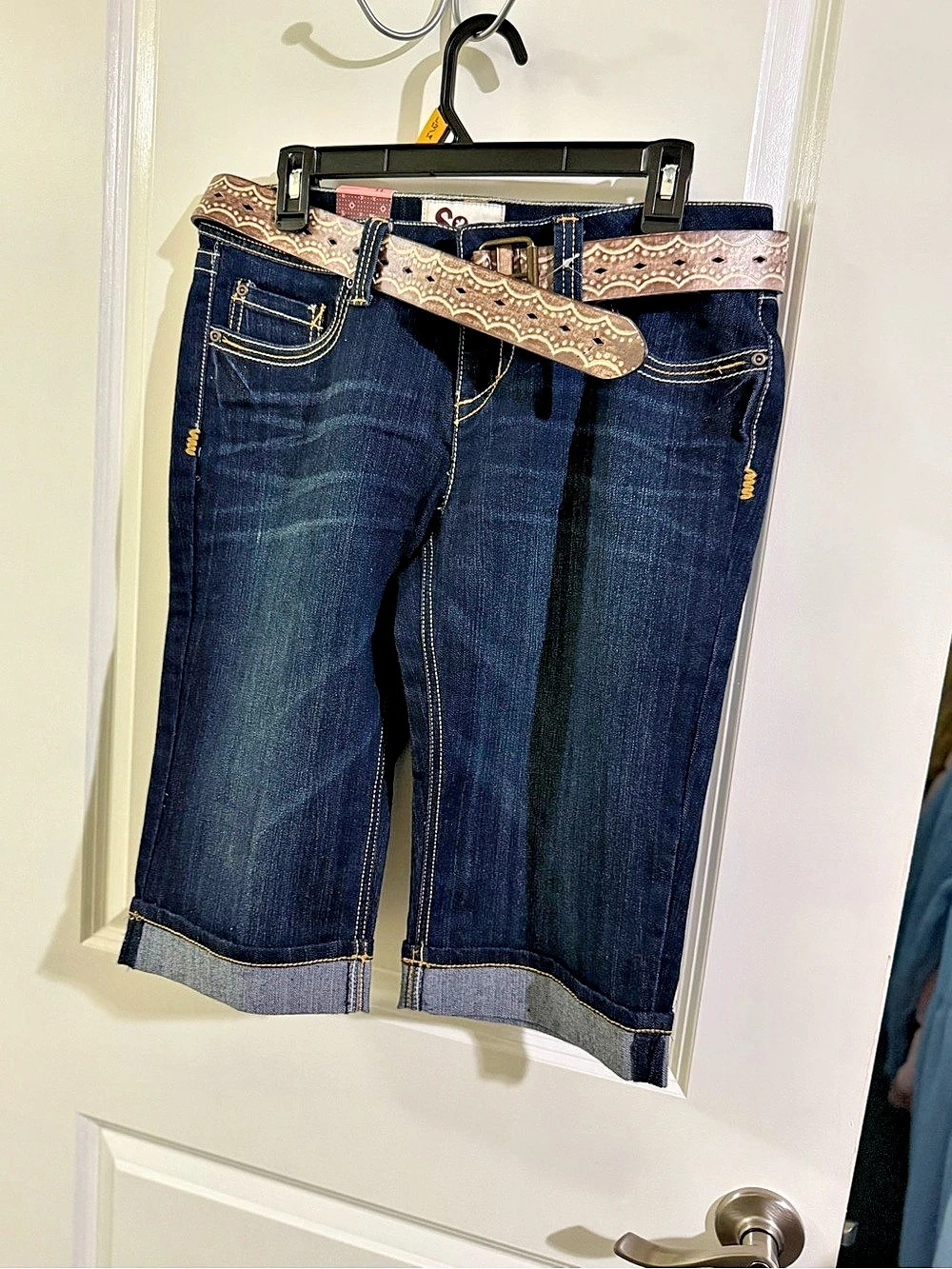Silver Jeans Co. Cropped Jeans Blue Waist 11